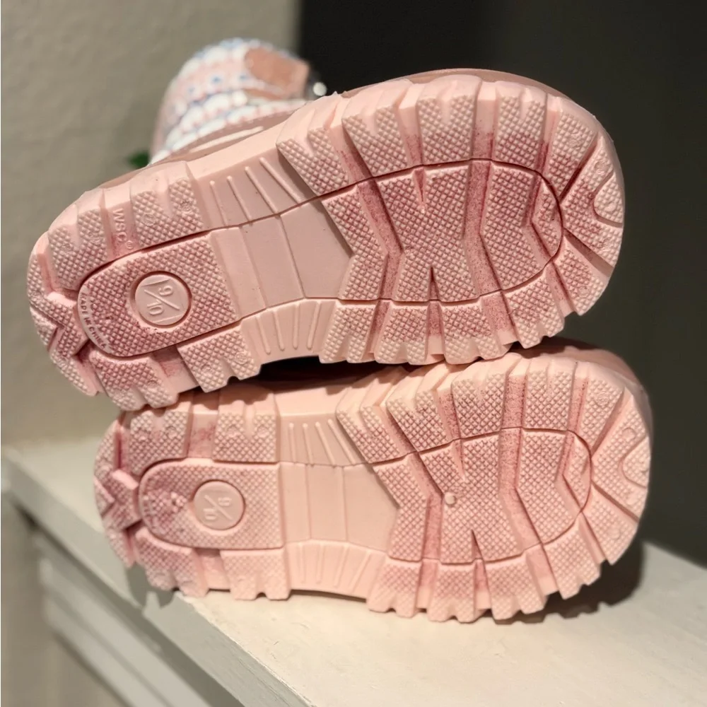 Members Mark adorable pink